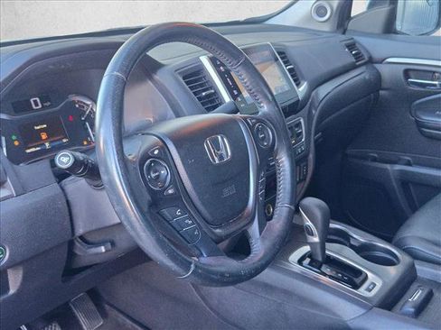Used 2018 Honda Ridgeline RTL-T image 8