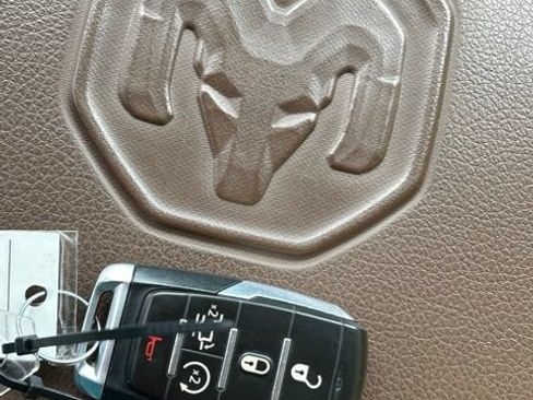 Used 2021 RAM 1500 Laramie AWD/4WD image 69