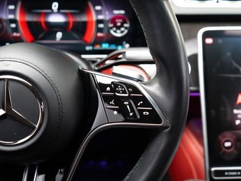 Used 2022 Mercedes-Benz S 580 4MATIC Sedan w/ Rear Seat Package image 25