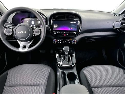 Used 2024 Kia Soul S FWD image 19