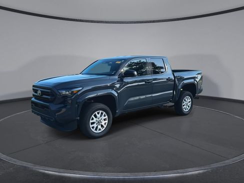 Used 2025 Toyota Tacoma SR RWD image 4