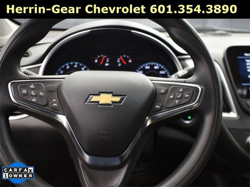 Used 2024 Chevrolet Malibu LT image 28