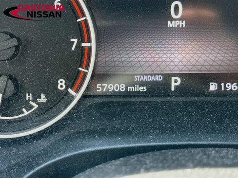 Used 2022 Nissan Rogue SV FWD image 15