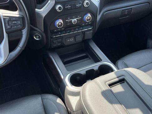 Used 2021 GMC Sierra 1500 SLT w/ SLT Premium Package AWD/4WD image 14