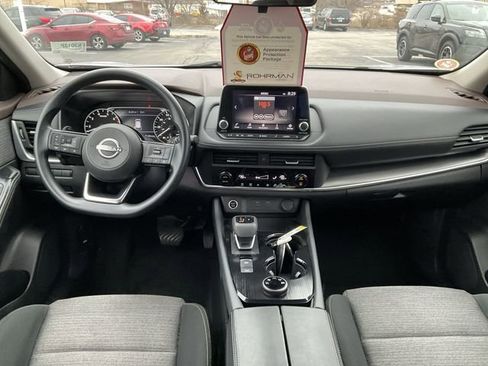 Certified 2023 Nissan Rogue SV image 12