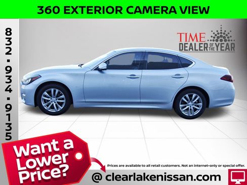 Used 2017 INFINITI Q70 3.7 image 4