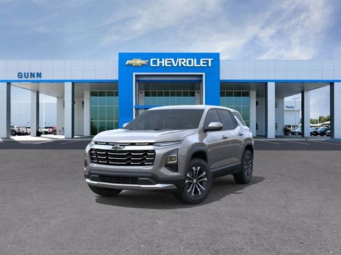 New 2026 Chevrolet Equinox LT image 8