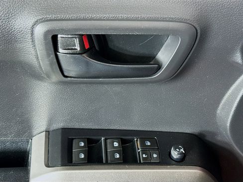 Used 2022 Toyota Tacoma SR5 w/ Technology Package RWD image 22