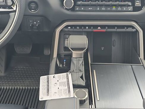 New 2026 Toyota Tundra Platinum AWD/4WD image 19