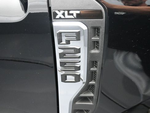 New 2026 Ford F250 XLT w/ XLT Premium Package image 6