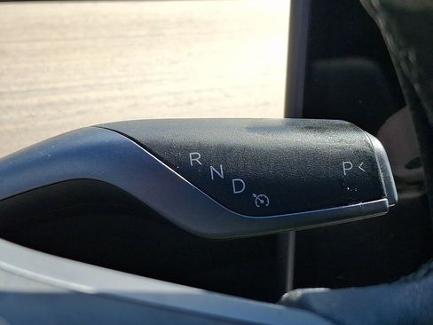 Used 2021 Tesla Model 3 Standard Range Plus RWD image 15