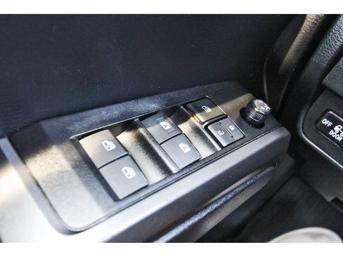 Used 2021 Toyota Tacoma TRD Off-Road w/ Technology Package AWD/4WD image 20