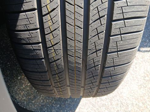 New 2026 Volkswagen Atlas Cross Sport SE image 27