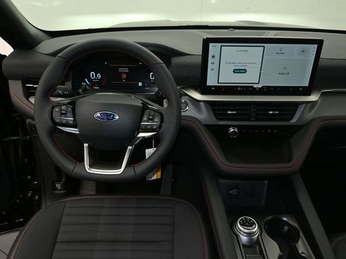 New 2026 Ford Explorer ST-Line w/ ST-Line Street Pack image 17