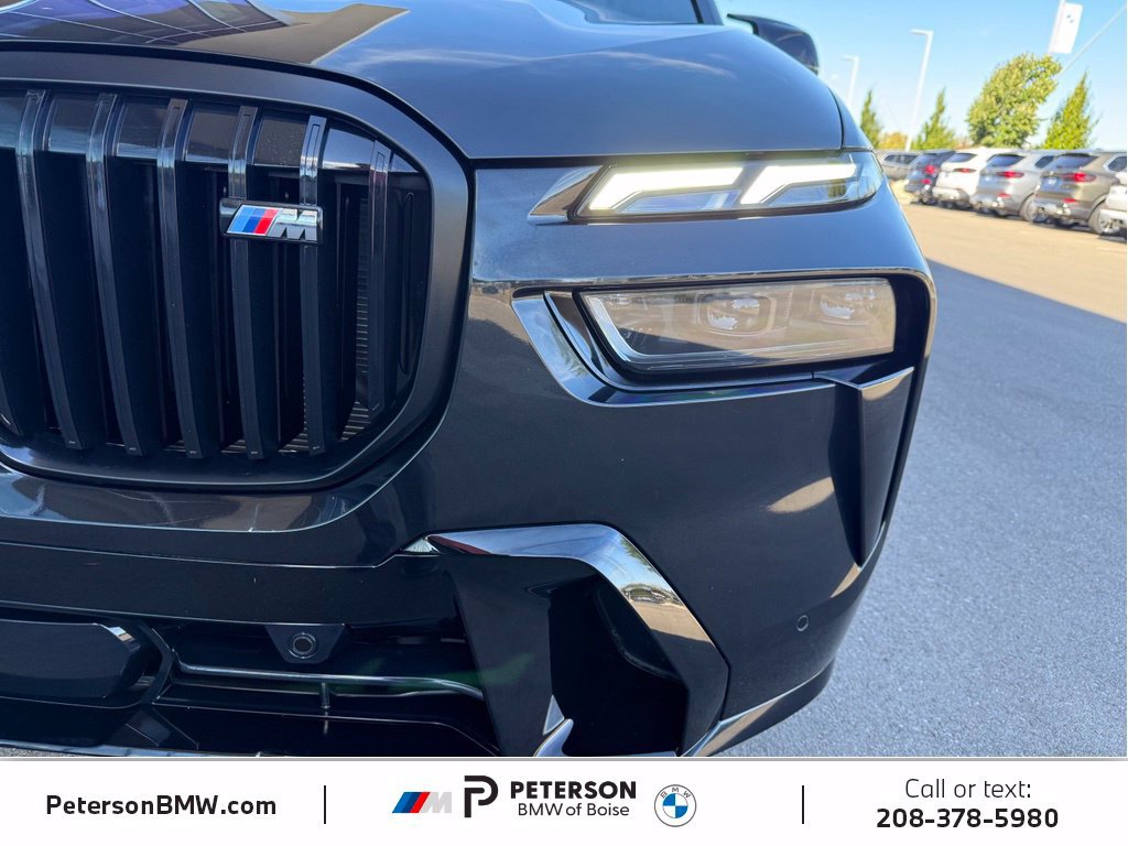 Used 2026 BMW X7 M60i AWD/4WD image 47