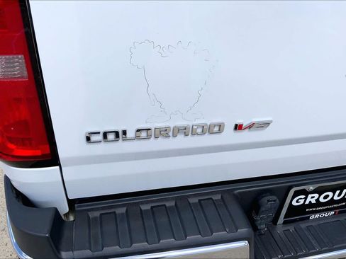 Used 2018 Chevrolet Colorado LT w/ Luxury Package, Chrome RWD image 10