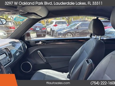 Used 2013 Volkswagen Beetle 2.0T FWD image 47