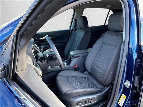 Used 2020 Chevrolet Equinox LT image 24