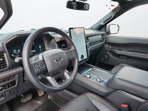 Used 2023 Ford Expedition Limited AWD/4WD image 11