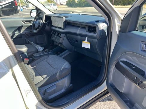 New 2025 Ford Maverick XLT w/ XLT Luxury Package image 19