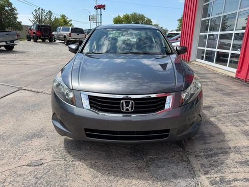Used 2010 Honda Accord LX image 3