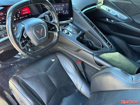 Used 2022 Chevrolet Corvette Stingray Coupe RWD image 16
