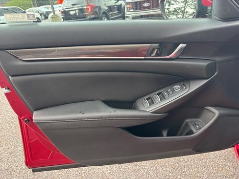Used 2020 Honda Accord Sport image 8
