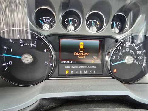 Used 2012 Ford F350 XLT w/ XLT Premium Pkg image 9