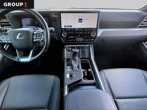 Used 2024 Lexus GX 550 w/ Accessory Package (Z1) AWD/4WD image 13
