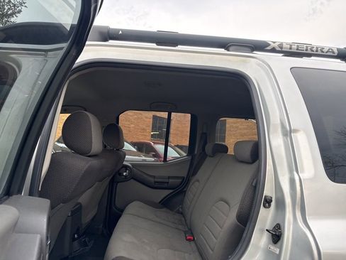 Used 2005 Nissan Xterra S w/ (P01) Power Pkg image 9