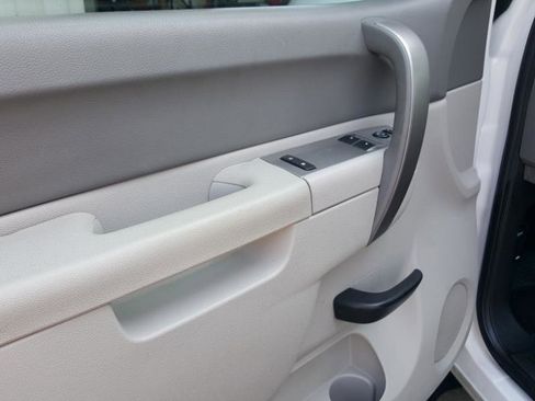 Used 2013 Chevrolet Silverado 2500 W/T image 25