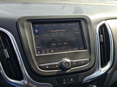 Used 2023 Chevrolet Equinox LT FWD image 17