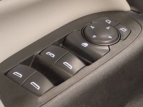 Used 2022 Chevrolet Equinox LT AWD/4WD image 27