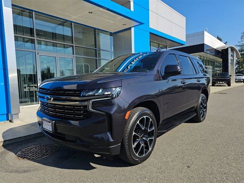 Used 2022 Chevrolet Tahoe RST w/ Luxury Package image 3