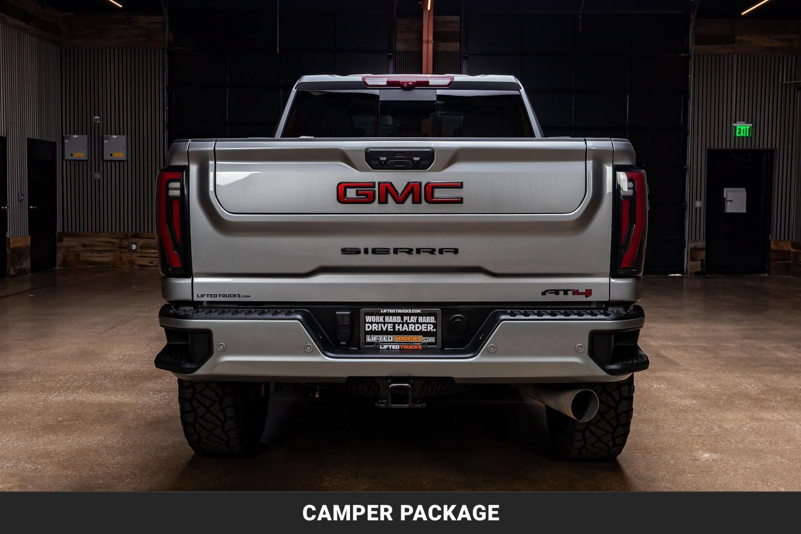 Used 2025 GMC Sierra 3500 AT4 w/ AT4 Premium Plus Package AWD/4WD image 8