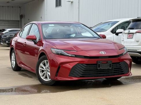 Used 2026 Toyota Camry LE FWD image 2