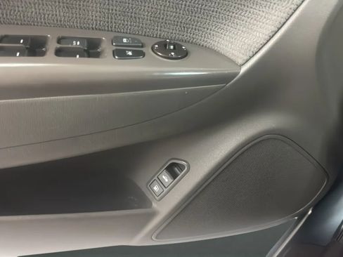 Used 2009 Hyundai Sonata GLS FWD image 15