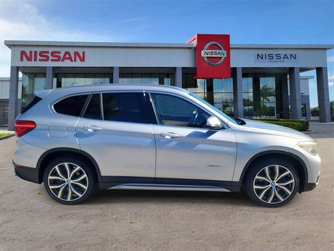 Used 2016 BMW X1 xDrive28i image 3