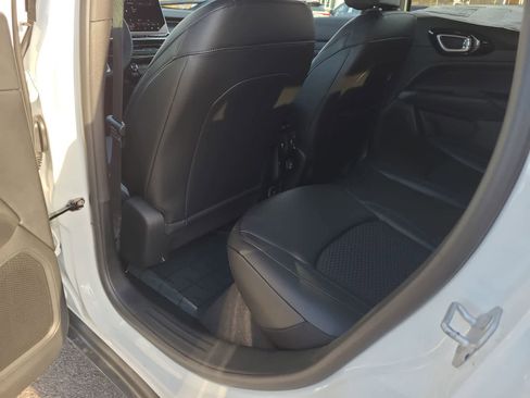 New 2026 Jeep Compass Latitude image 20