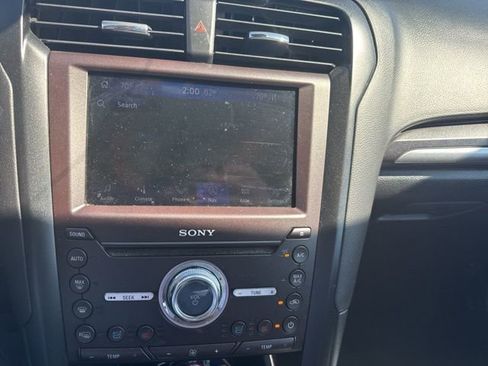 Used 2020 Ford Fusion Titanium image 12