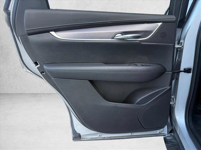 Used 2018 Cadillac XT5 Premium Luxury FWD image 21
