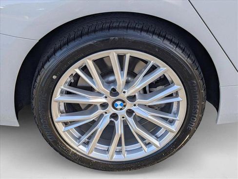 Certified 2024 BMW 330i Sedan w/ Convenience Package image 25