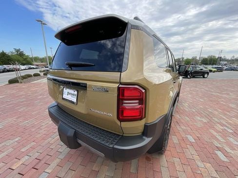 Used 2024 Toyota Land Cruiser AWD/4WD image 35