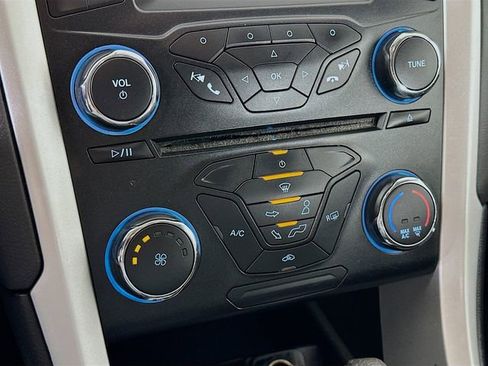 Used 2014 Ford Fusion SE image 15