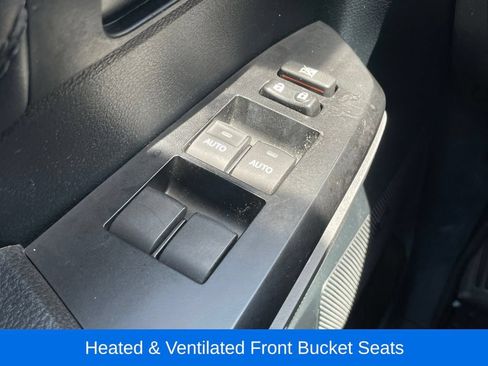 Used 2017 Toyota Tundra Platinum AWD/4WD image 14