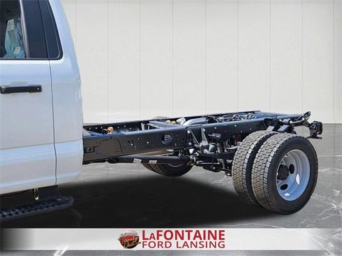 New 2025 Ford F450 XL w/ XL Chrome Package image 3