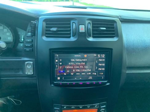 Used 2006 Cadillac XLR V image 31