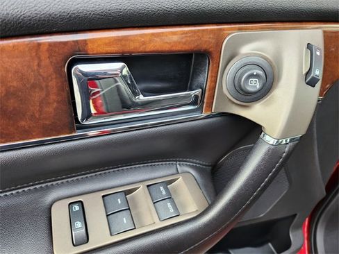 Used 2014 Lincoln MKX AWD w/ Equipment Group 102A image 18