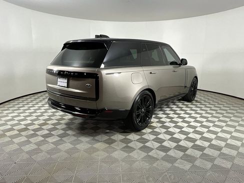 Certified 2023 Land Rover Range Rover SE image 4