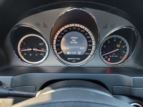 Used 2010 Mercedes-Benz C 63 AMG Sedan image 19